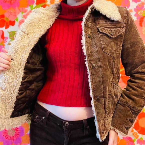 Vintage y2k cozy chocolate brown corduroy jacket with shearling faux fur trim - Picture 4 of 4
